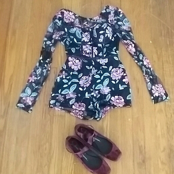 Fashion Nova Pants - Floral sheer jumper